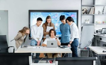 7 Steps to a Comprehensive Gen AI Adoption Strategy Gen AI adoption strategy